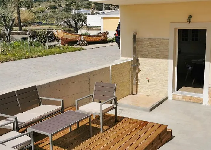 Seaside Serenity Kefalos